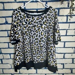 Anne Klein Leopard print top